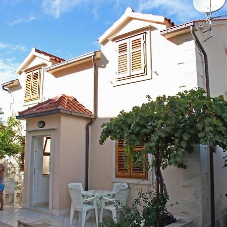 Apartments With A Parking Space Supetar, Brac - 6037 Extérieur photo