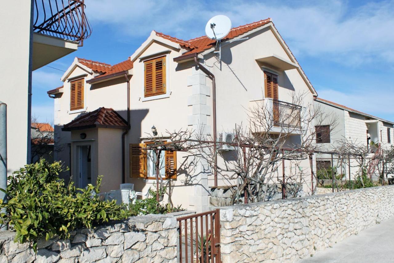 Apartments With A Parking Space Supetar, Brac - 6037 Extérieur photo
