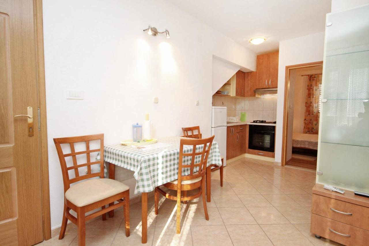 Apartments With A Parking Space Supetar, Brac - 6037 Extérieur photo